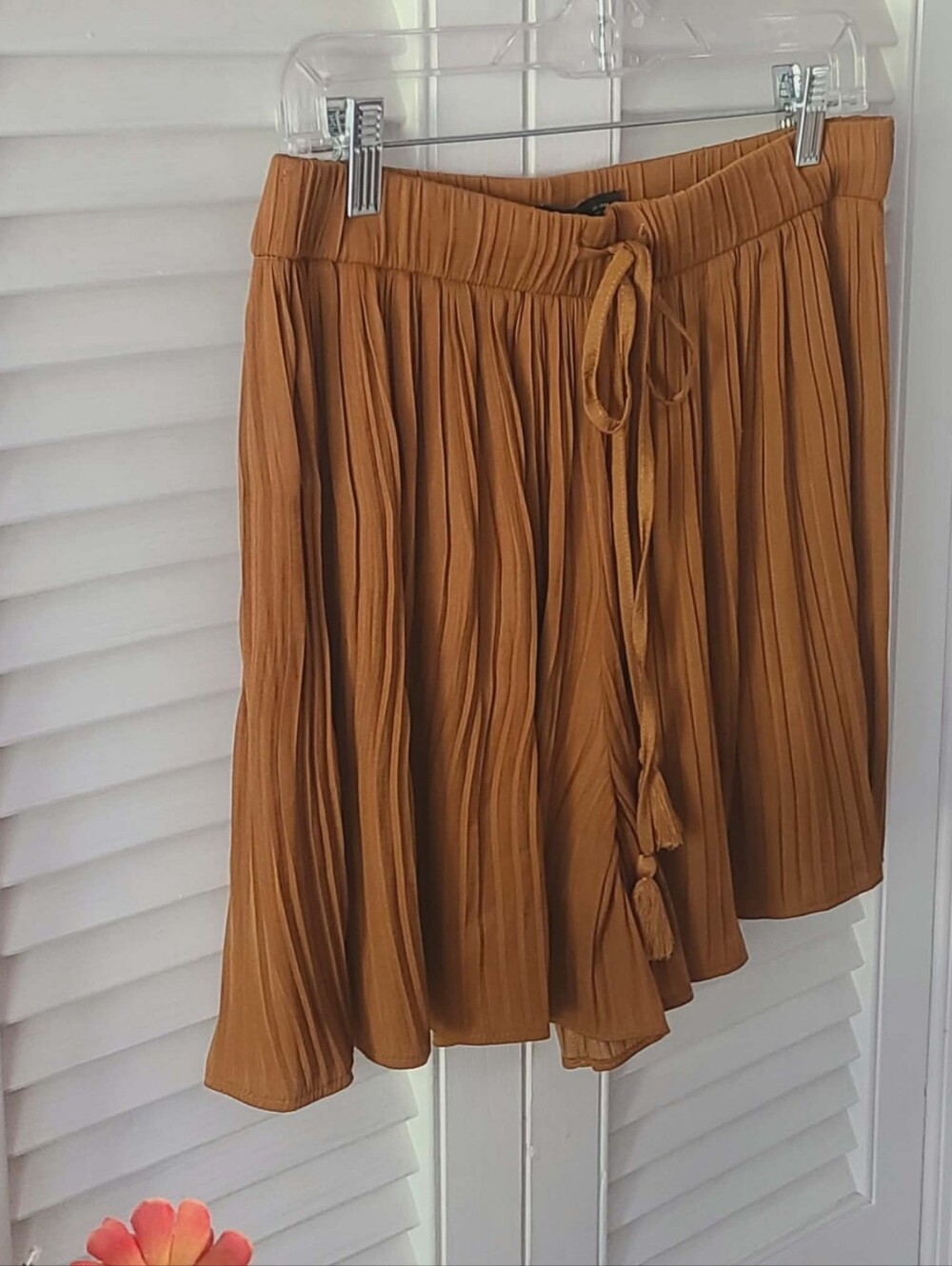 Zara Rust Satin Pleated Tassel Shorts Size L Boho Festival Resort - Picture 4 of 7